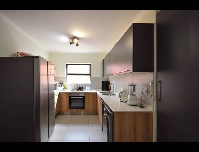 2 BEDROOM APARTMENT FOR SALE IN GOLDEN FIELDS ESTATE